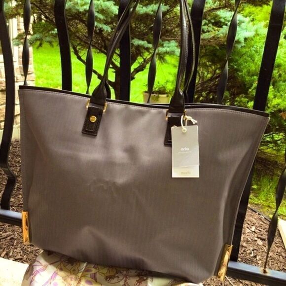 MOSHI ARIA SLIM LIGHTWEIGHT TOTE NWT - Picture 11 of 15